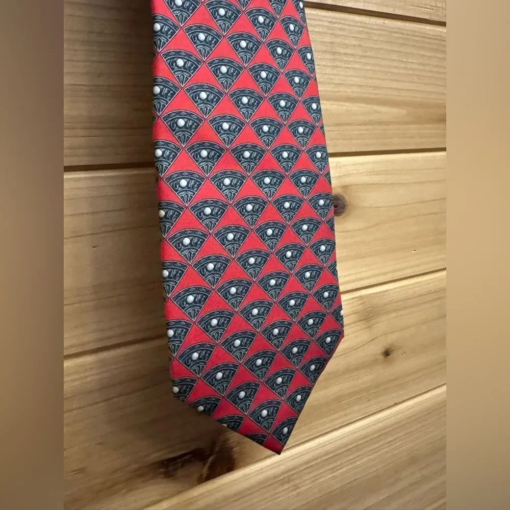 Vintage 90’s Gucci Golf Triangle Print Silk Tie Preppy Summer